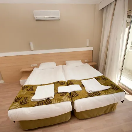 Seaden Sweet Park 3*